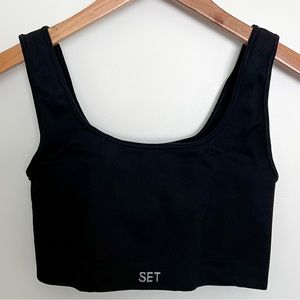Set Active Ribbed Box Cut Sports Bra in Black Size M